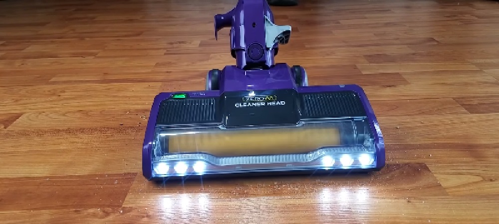 Shark Rocket Zero-M Ultra-Light Corded Stick Vacuum Review